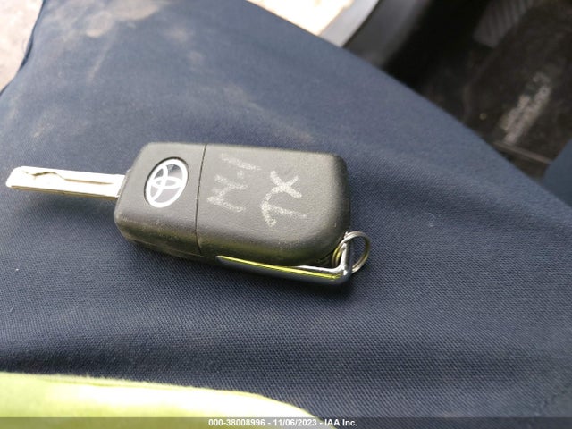 2021 TOYOTA COROLLA LE VIN: 5YFEPMAE9MP229968
