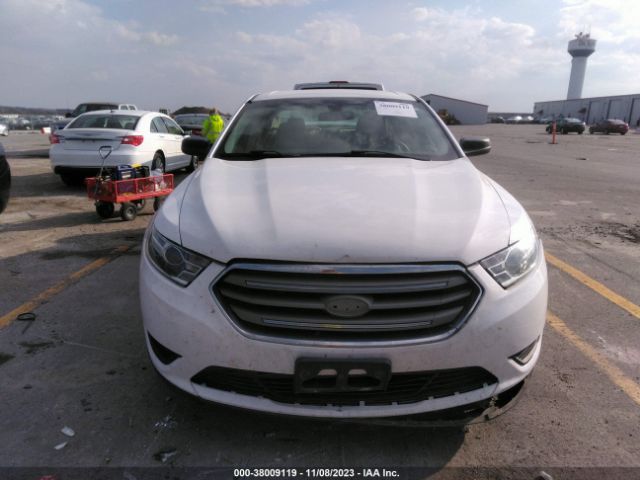 1FAHP2D80KG108497 Ford TAURUS SE