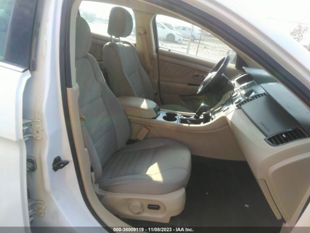 1FAHP2D80KG108497 Ford TAURUS SE
