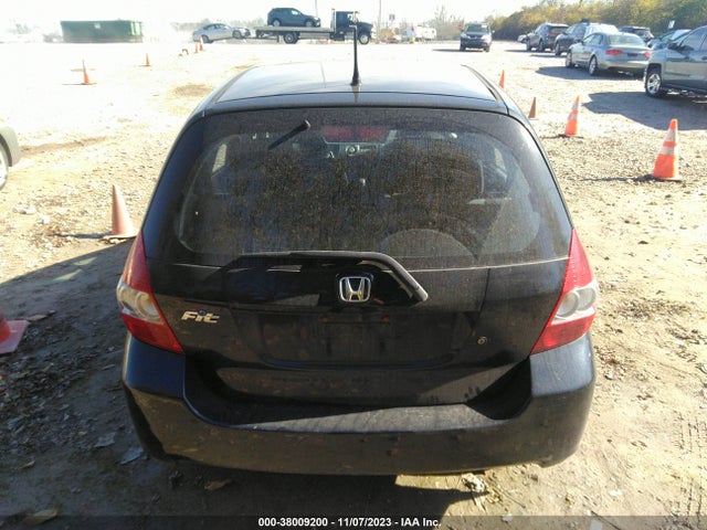 2007 HONDA FIT VIN: JHMGD38487S066045