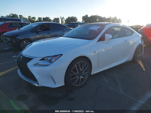 Lexus RC 300 2018 JTHHA5BCXJ5008369 Image 2