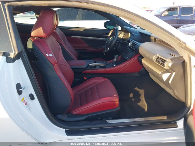 Lexus RC 300 2018 JTHHA5BCXJ5008369 Image 5