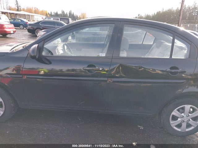 2009 HYUNDAI ACCENT GLS VIN: KMHCN46C29U283445