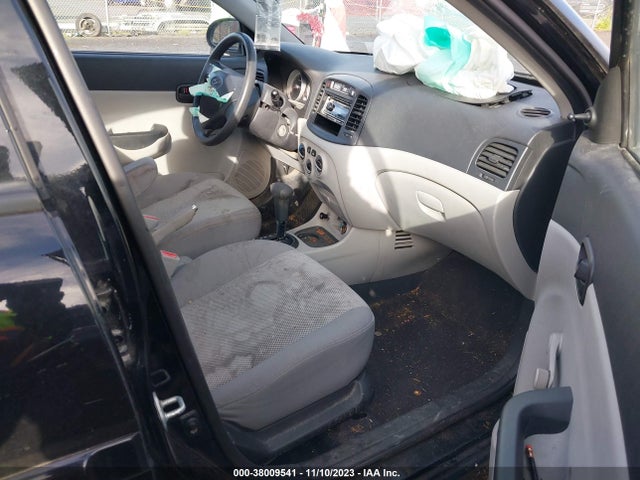 2009 HYUNDAI ACCENT GLS VIN: KMHCN46C29U283445