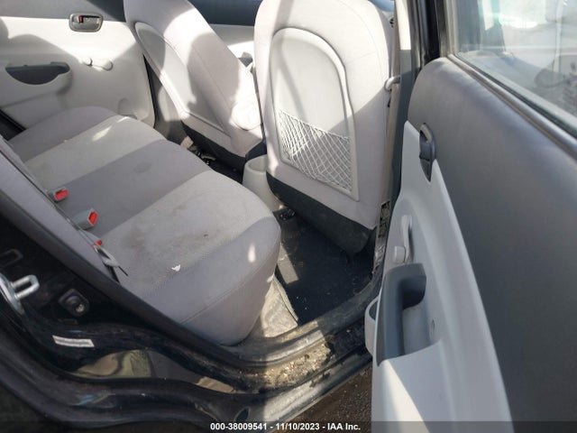 2009 HYUNDAI ACCENT GLS VIN: KMHCN46C29U283445