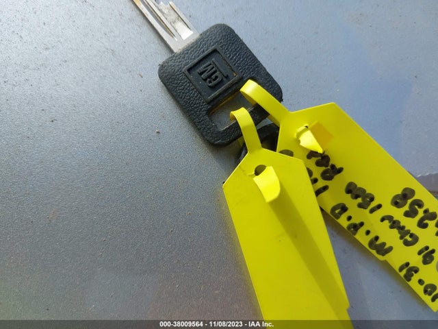 1991 CHEVROLET GMT-400 C1500 VIN: 1GCDC14Z4MZ156258