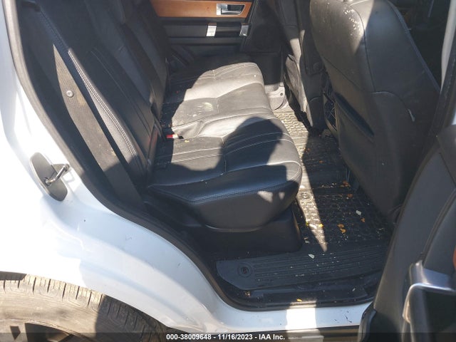 2011 LAND ROVER LR4 VIN: SALAB2D43BA593205