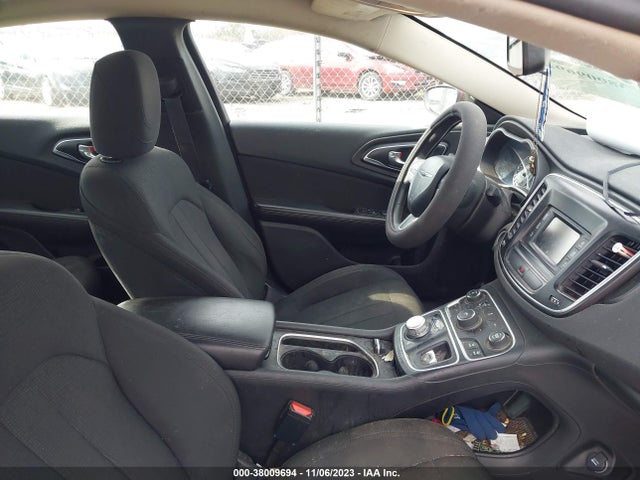 Chrysler 200 Limited 2016 1C3CCCAB5GN156512 Image 5