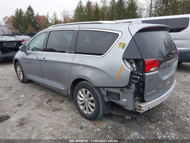 Chrysler Pacifica Touring L 2019 2C4RC1BG5KR721177 Image 3