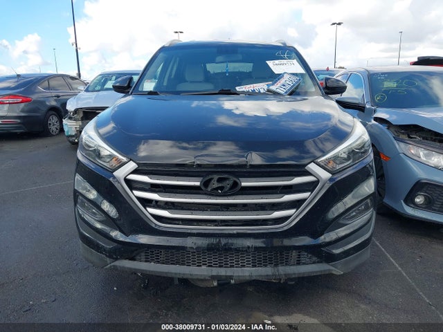 2017 HYUNDAI TUCSON SE VIN: KM8J33A46HU348951