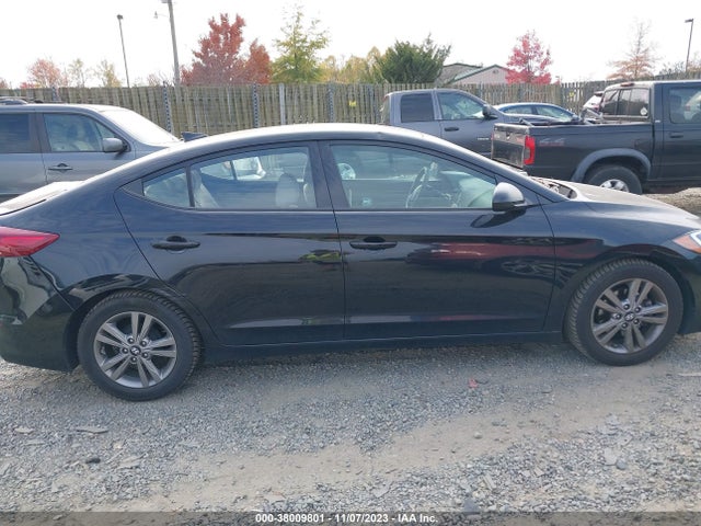 2017 HYUNDAI ELANTRA SE VIN: 5NPD84LF6HH141736