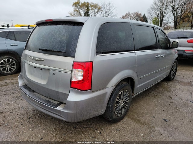 2C4RC1HG4ER201421 Chrysler Town & Country S