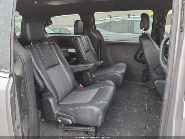 2C4RC1HG4ER201421 Chrysler Town & Country S