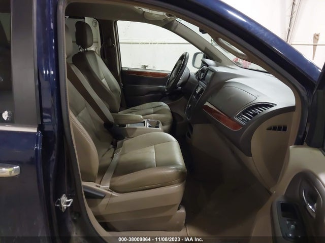 2C4RC1BG9FR628071 Chrysler Town & Country Touring