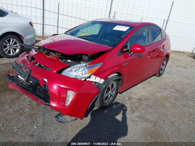 Toyota Prius Four 2015 JTDKN3DU9F0405663 Image 2