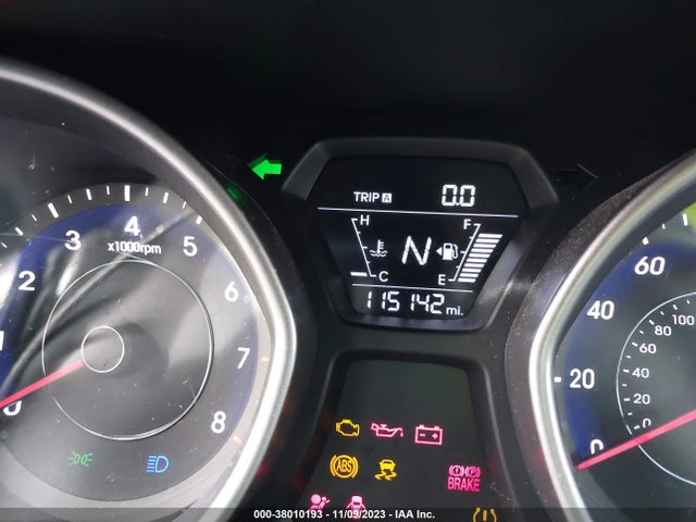 2016 HYUNDAI ELANTRA SE VIN: 5NPDH4AE4GH701150