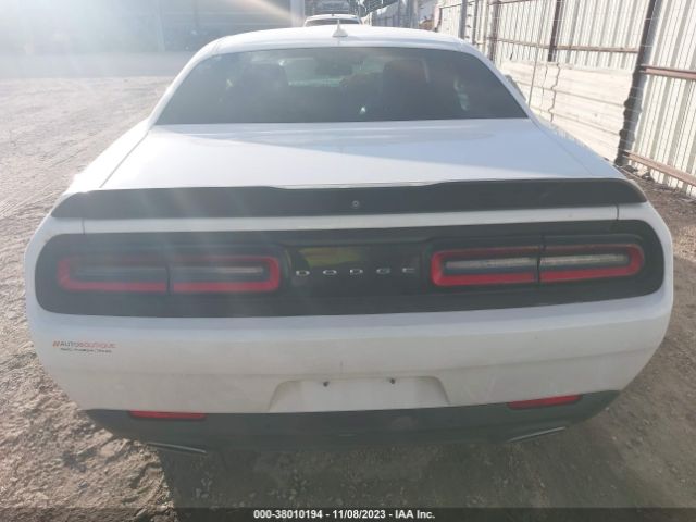 2C3CDZAG1HH651568 Dodge Challenger Sxt Plus