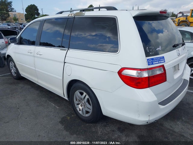 2005 HONDA ODYSSEY EX-L VIN: 5FNRL38645B410818