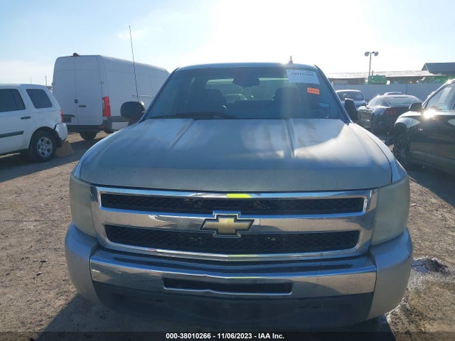 2011 CHEVROLET SILVERADO 1500 LS VIN: 3GCPCREA2BG130727