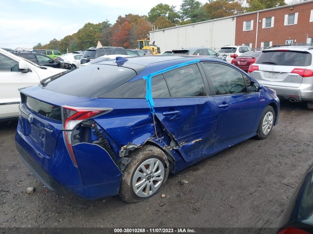Toyota Prius Two 2016 JTDKBRFU3G3502396 Image 4