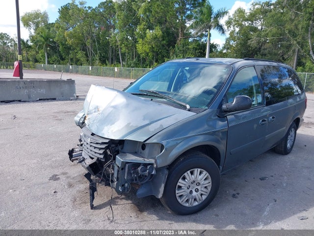 2006 CHRYSLER TOWN & COUNTRY LX VIN: 1A4GP44R46B568351