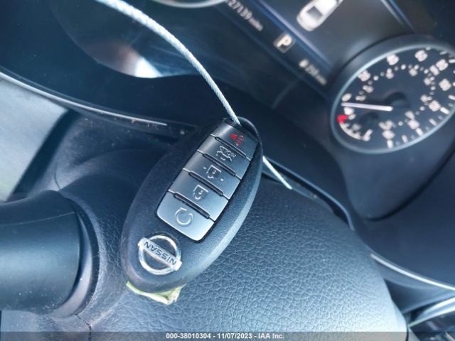 1N4AA6AP3HC382069 Nissan Maxima 3.5 Sl