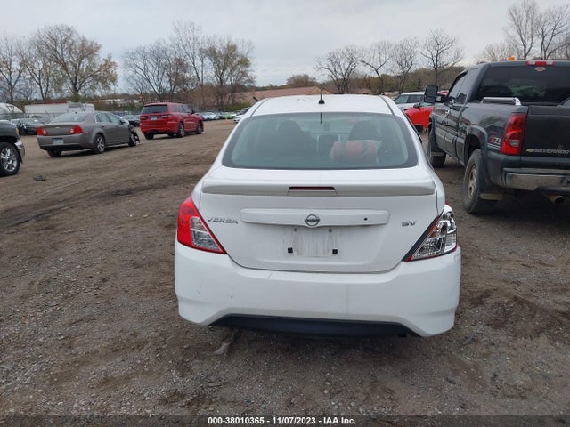 Nissan Versa 1.6 Sv 2018 3N1CN7AP4JL851602 Image 16