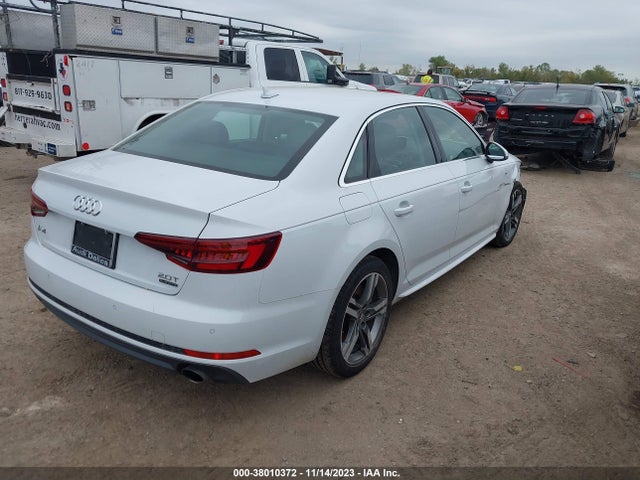 Audi A4 Premium Plus 2018 WAUENAF4XJA043924 Image 4