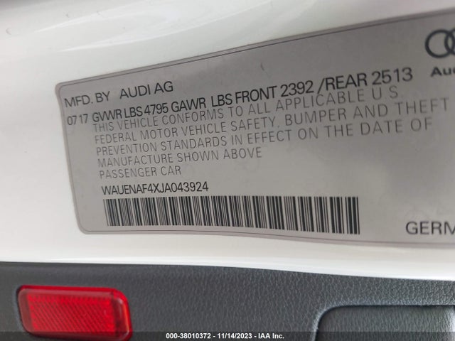 Audi A4 Premium Plus 2018 WAUENAF4XJA043924 Image 9