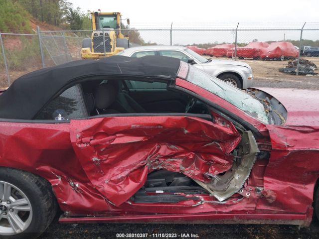 1ZVBP8EM9E5285688 Ford Mustang V6