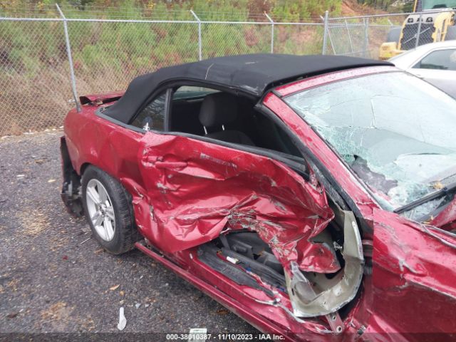 1ZVBP8EM9E5285688 Ford Mustang V6