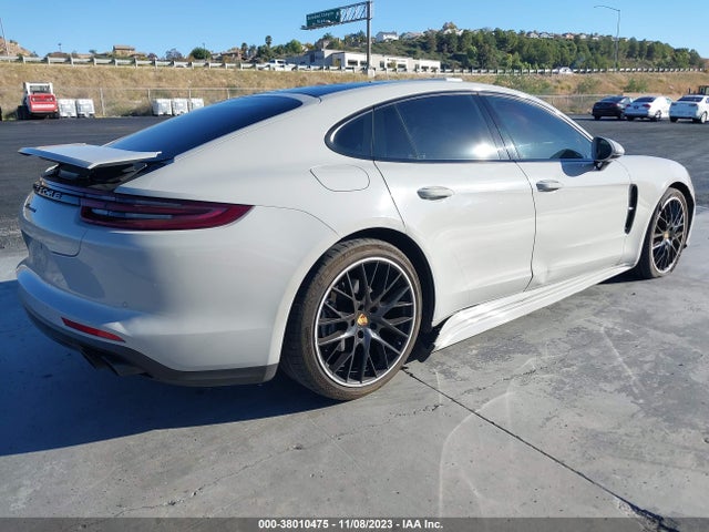 2018 PORSCHE PANAMERA WP0AA2A73JL114843 Photo 3