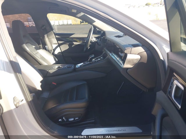 2018 PORSCHE PANAMERA WP0AA2A73JL114843 Photo 4