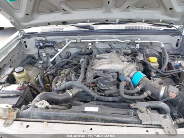 2003 NISSAN FRONTIER 2WD 1N6ED27T43C457819 Photo 9