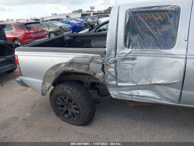 2003 NISSAN FRONTIER 2WD 1N6ED27T43C457819 Photo 5