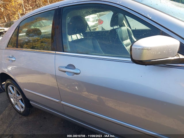 2004 HONDA ACCORD 3.0 EX VIN: 1HGCM66844A045932