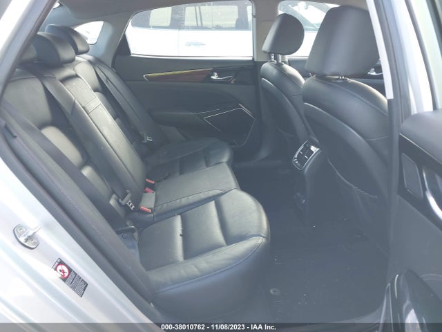 KIA Cadenza Premium 2018 KNALB4J18J5104288 Image 8