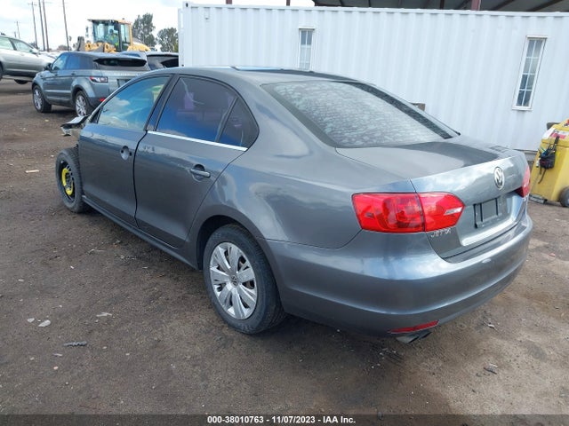 2013 VOLKSWAGEN JETTA 2.5L SE VIN: 3VWDP7AJ8DM441372