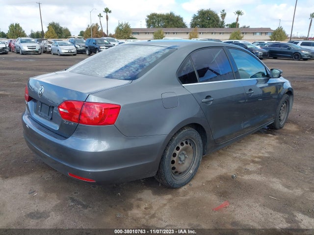 2013 VOLKSWAGEN JETTA 2.5L SE VIN: 3VWDP7AJ8DM441372