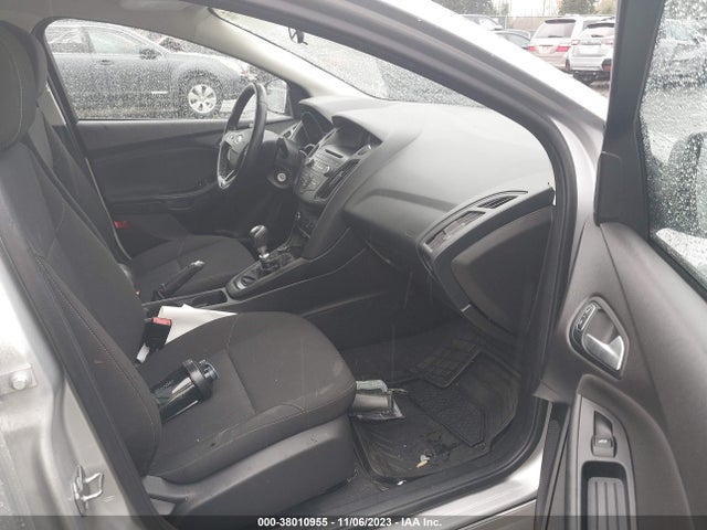 Ford FOCUS SE 2015 1FADP3FEXFL258055 Image 5