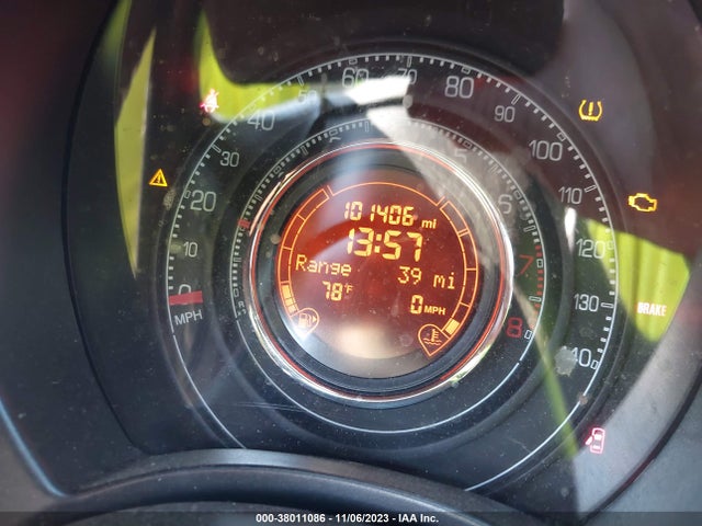 2013 FIAT 500 3C3CFFBR3DT572316 Photo 6