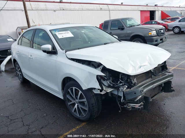 2017 VOLKSWAGEN JETTA 1.4T SE VIN: 3VWDB7AJXHM387576
