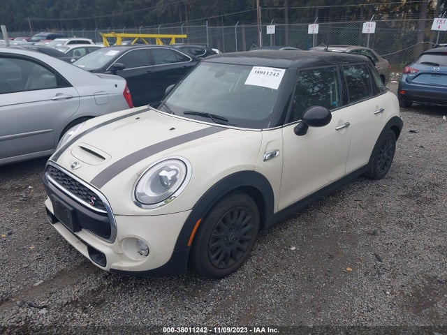 2016 MINI HARDTOP WMWXU3C54G2D29312 Photo 1