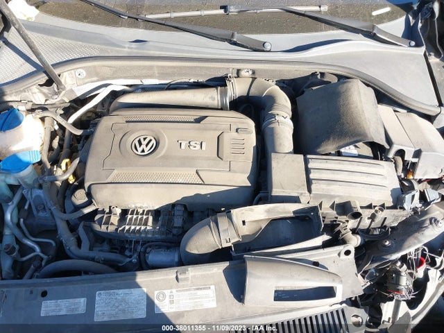 1VWBT7A38FC002892 Volkswagen Passat 1.8t Se
