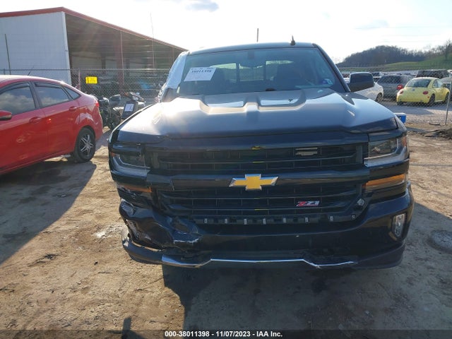 3GCUKREC4JG605025 Chevrolet Silverado 1500 2lt