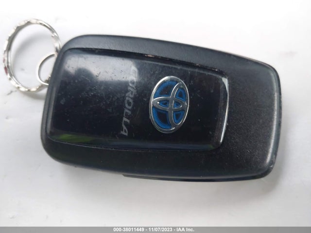 Toyota Corolla Hybrid Le 2021 JTDEAMDE5MJ007803 Image 11