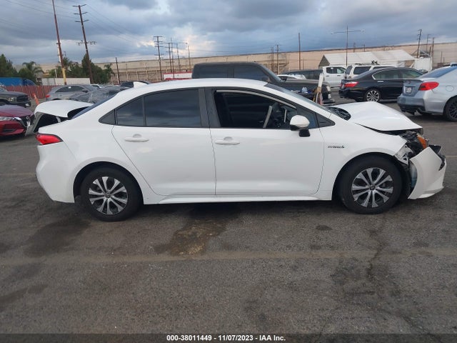 Toyota Corolla Hybrid Le 2021 JTDEAMDE5MJ007803 Image 13