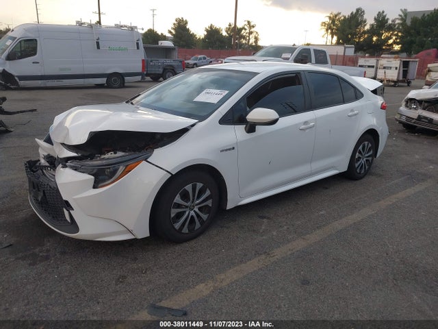Toyota Corolla Hybrid Le 2021 JTDEAMDE5MJ007803 Image 2