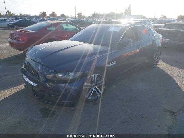 SAJAD4BV9HA975824 Jaguar Xe 35t Premium