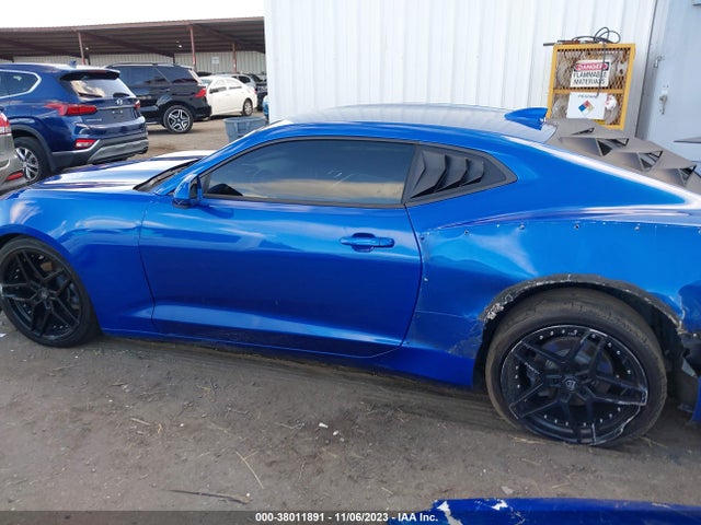 Chevrolet Camaro 2lt 2017 1G1FD1RS6H0201575 Image 14